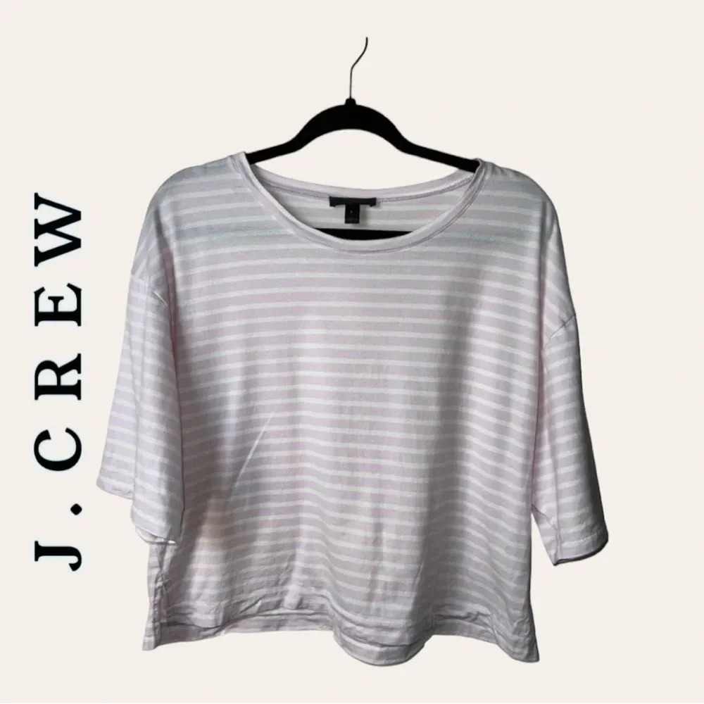 0176W. J. CREW SHORT SLEEVE TOP STRIPES SIZE SMALL‎